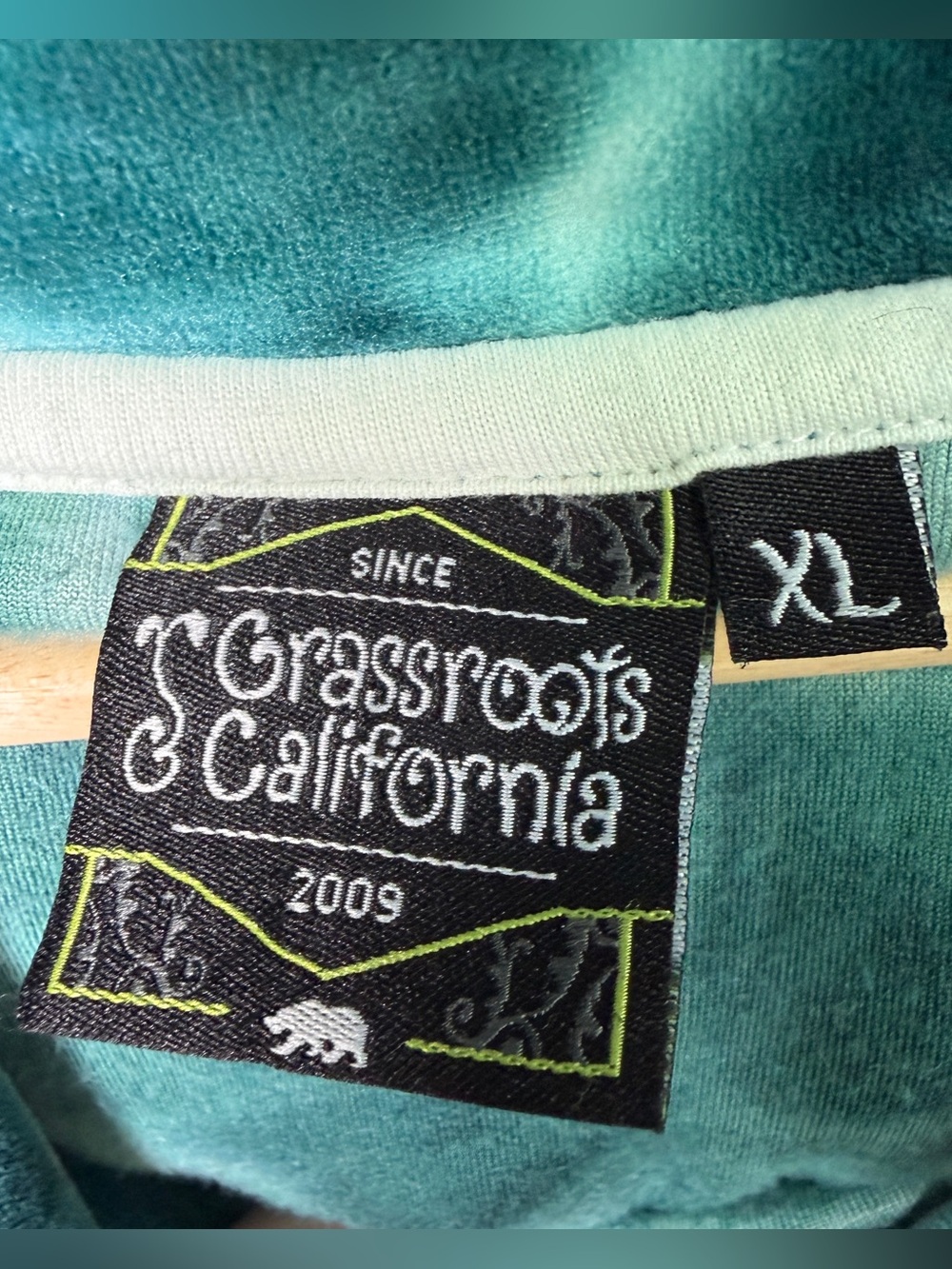 Grassroots California x STS9 Sound Tribe Sector 9 Tie-Dye Velour Hoodie  | XL - Picture 8 of 13